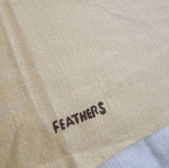 Vintage Mid-Century Harwood Steiger feathers fabric. Stunning! - Picture 5 of 6